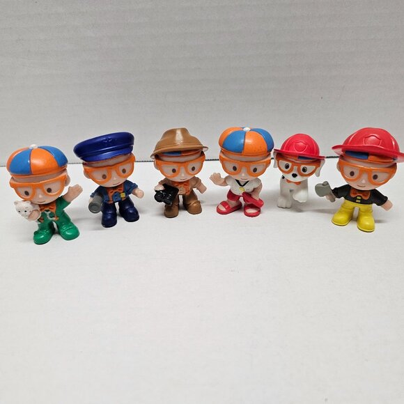 Blippi Mini Heroes Squishables Police Officer Lifeguard Firefighter Ranger Dog - Picture 1 of 12